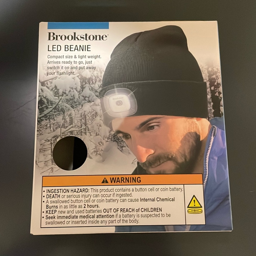 BROOKSTONE, LED BEANIE, BLACK , UNISEX, ONE SIZE FITS ALL, KNITTED HAT